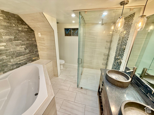 Photo 19 for MLS #2109109 at 1358 E Maplewood Cir