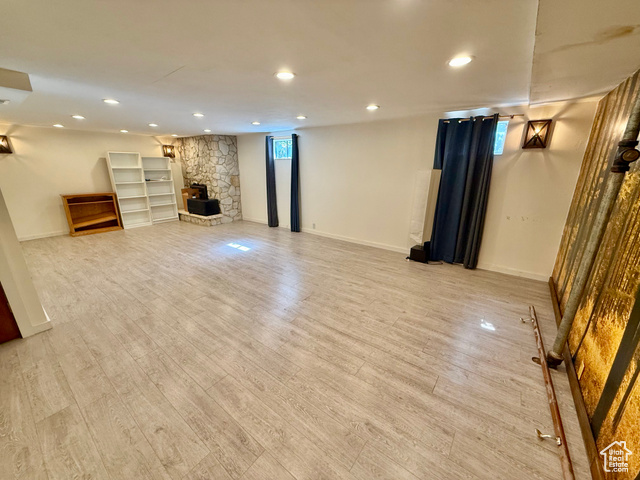 Photo 16 for MLS #2109109 at 1358 E Maplewood Cir