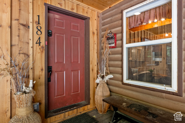 Photo 5 for MLS #2109125 at 184 S Bear Lake Blvd