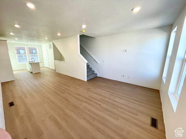 Photo 4 for MLS #2109133 at 889 S Mathilda Dr #251