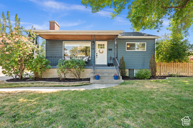 MLS #2109146 - 450 E Wendell Dr