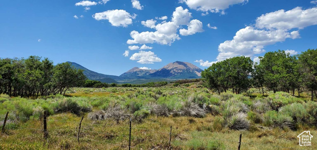 129 DEER CREEK RD, La Sal UT 84530