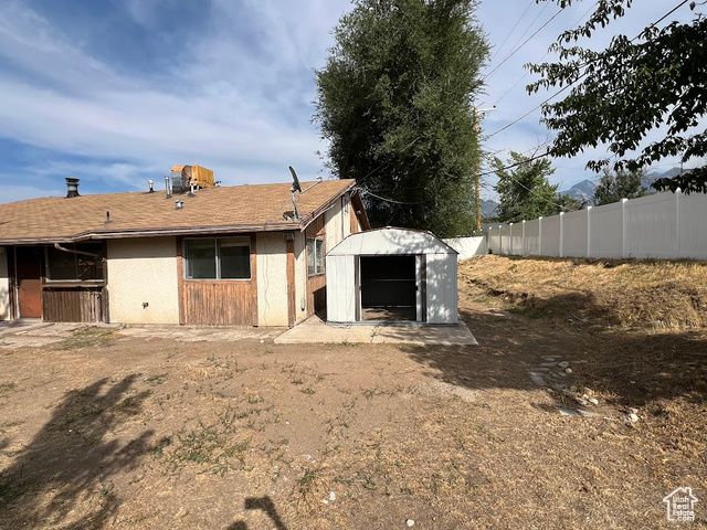 Photo 16 for MLS #2109215 at 1448 E Estrellita Dr