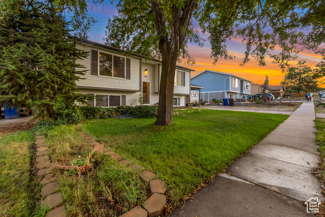 MLS #2109225 - 5745 W Lodestone Ave