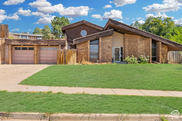 266 N OAK DR, North Salt Lake UT 84054