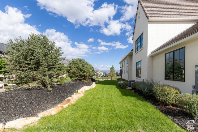 Photo 66 for MLS #2109306 at 558 W Rheinfalls Cir