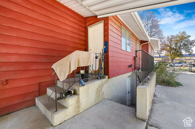 Photo 18 for MLS #2109315 at 1978 W Sir Robert Dr