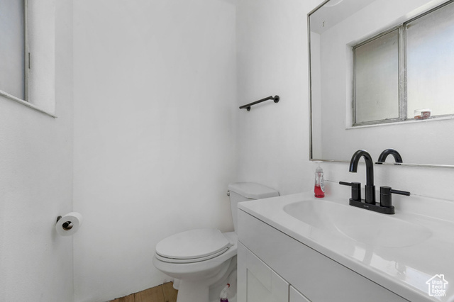 Photo 10 for MLS #2109315 at 1978 W Sir Robert Dr