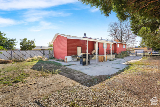 Photo 17 for MLS #2109315 at 1978 W Sir Robert Dr