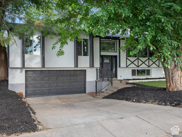 8657 S 910 E, Sandy UT 84094