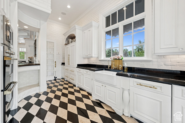 Photo 105 for MLS #2109397 at 2344 W 3000 South