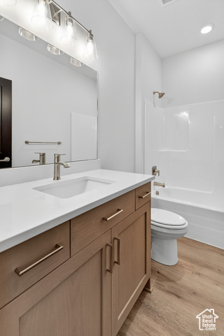 Photo 23 for MLS #2109403 at 27 S 3830 West #437