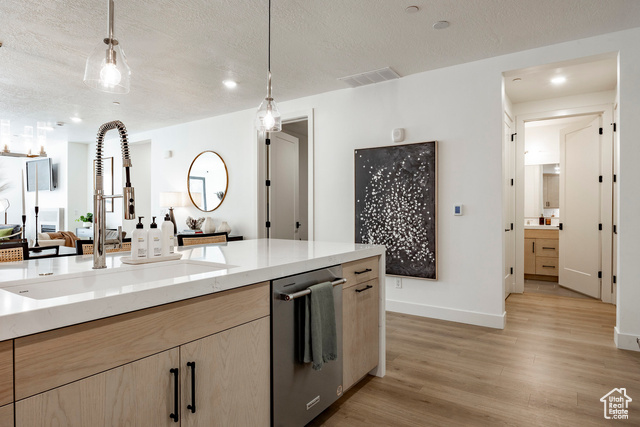 Photo 10 for MLS #2109462 at 2250 E Murray Holladay Rd #303
