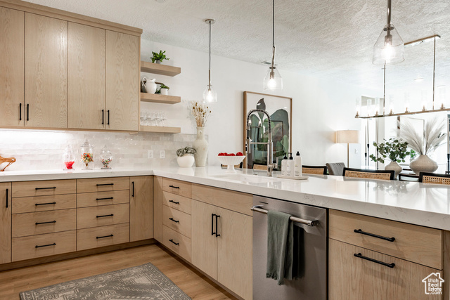Photo 6 for MLS #2109462 at 2250 E Murray Holladay Rd #303