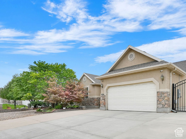MLS #2109515 - 3834 S Hawkeye St