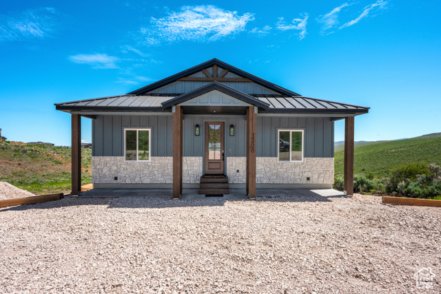 MLS #2109546 - 3326 S Bay Cir
