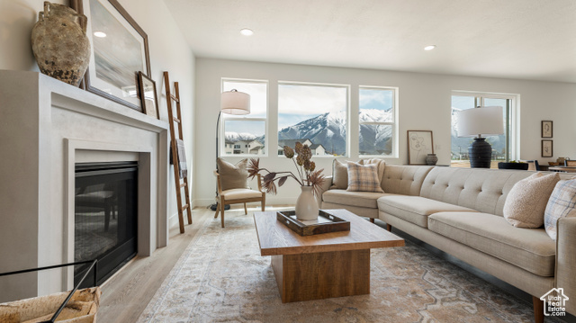 Photo 9 for MLS #2109548 at 18 S Crimson Way #304