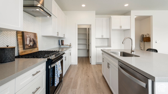 Photo 4 for MLS #2109548 at 18 S Crimson Way #304
