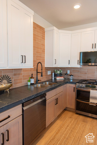 Photo 8 for MLS #2109558 at 3550 W Franco Court