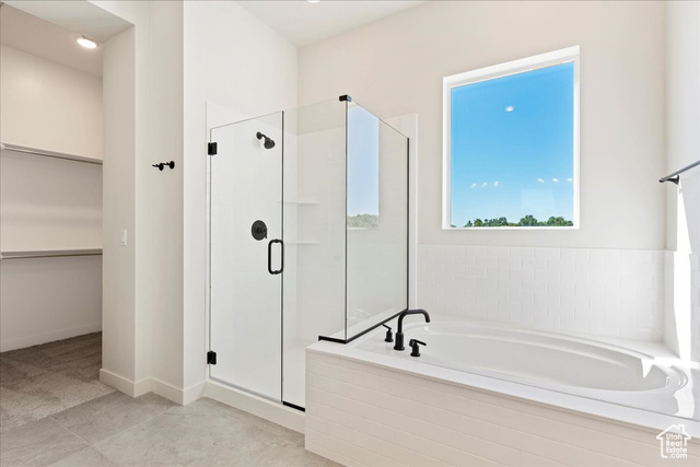 Photo 12 for MLS #2109587 at 1305 E Larkspur Way