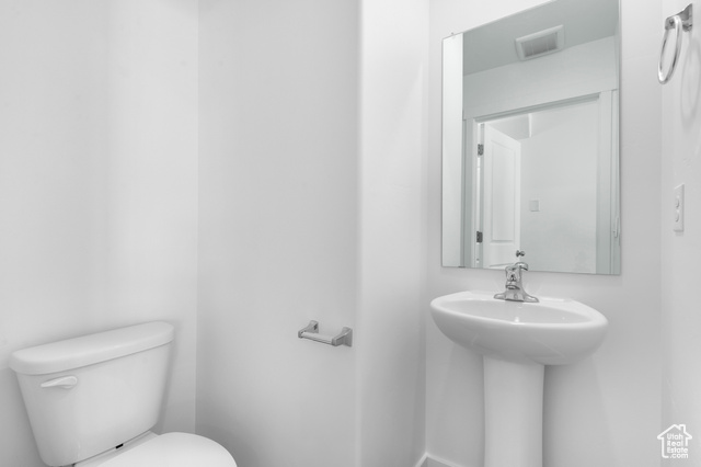 Photo 11 for MLS #2109601 at 1507 E 690 North #1109