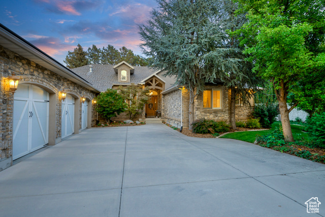 MLS #2109622                     located at 2221 E Fisher Ln,
                     Millcreek, UT