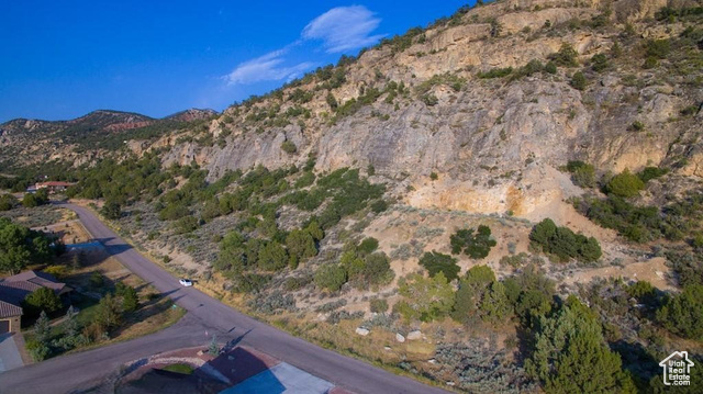 2145 S CHEKSHANI CLFS, New Harmony UT 84757