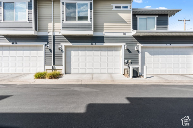Photo 25 for MLS #2109691 at 1718 W Thira Ln
