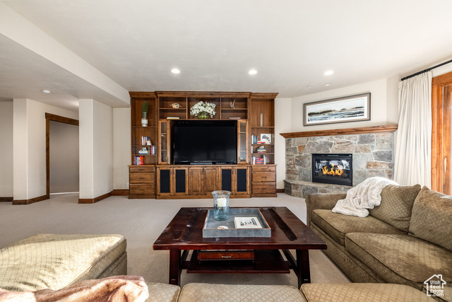 Photo 32 for MLS #2109708 at 3592 Solamere Dr
