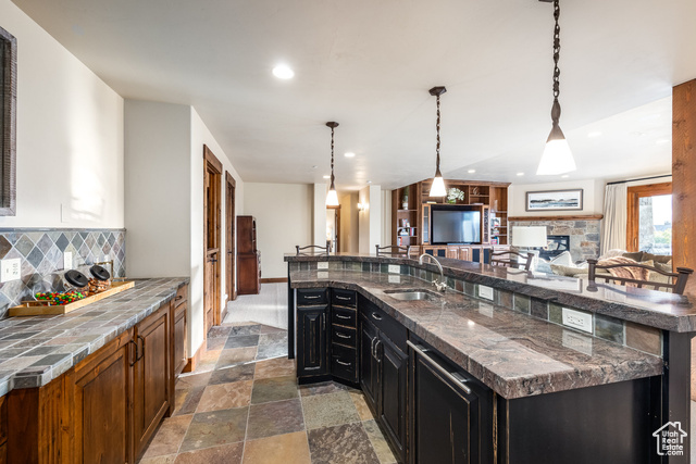 Photo 28 for MLS #2109708 at 3592 Solamere Dr