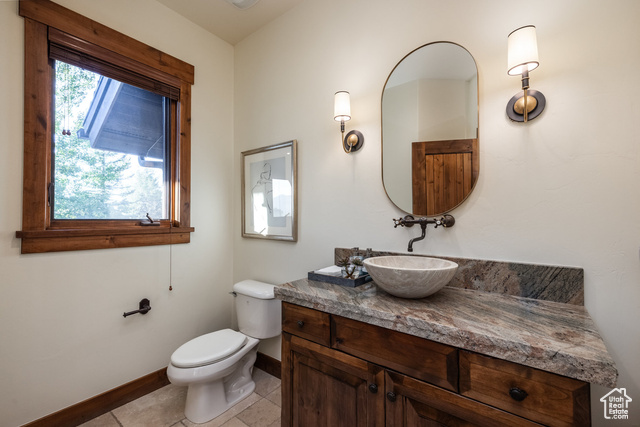 Photo 42 for MLS #2109708 at 3592 Solamere Dr