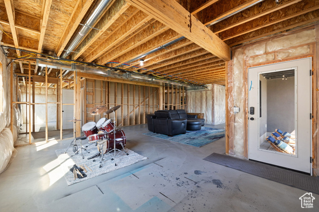 Photo 41 for MLS #2109716 at 14203 S Brook Heights Cir