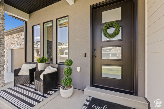 Photo 3 for MLS #2109716 at 14203 S Brook Heights Cir