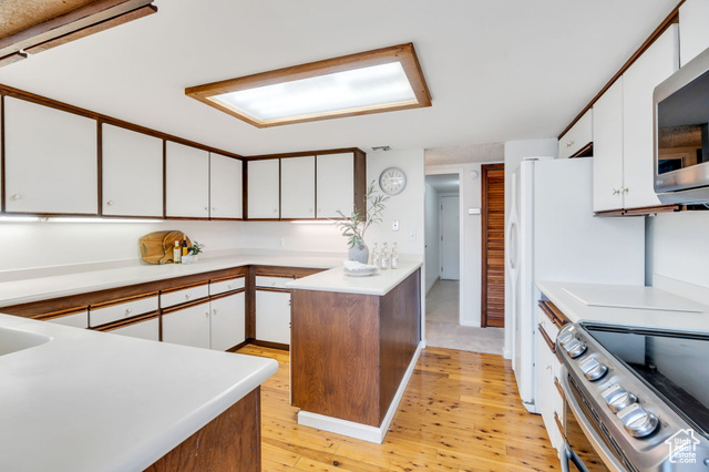 Photo 8 for MLS #2109717 at 241 N Vine St #1101E