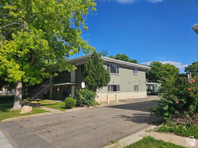 Photo 2 for MLS #2109718 at 137 W 250 North