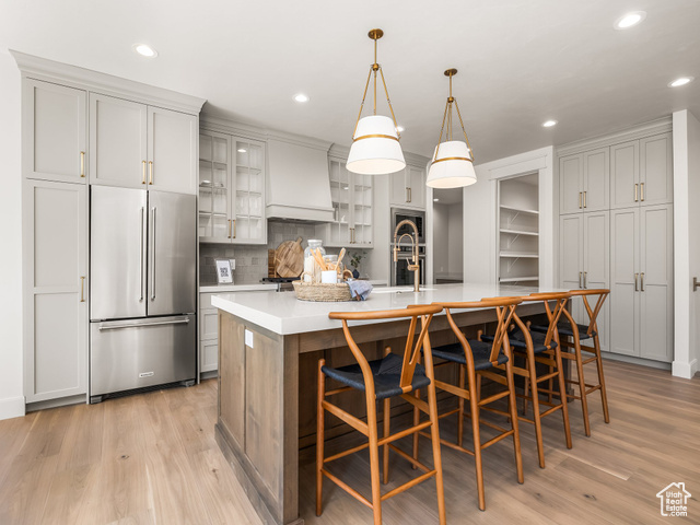 Photo 7 for MLS #2109722 at 208 E 400 South