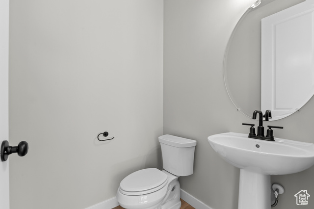 Photo 9 for MLS #2109749 at 1914 N Anderson Loop