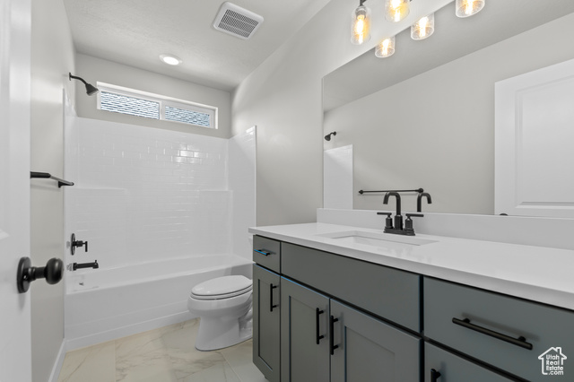 Photo 13 for MLS #2109749 at 1914 N Anderson Loop