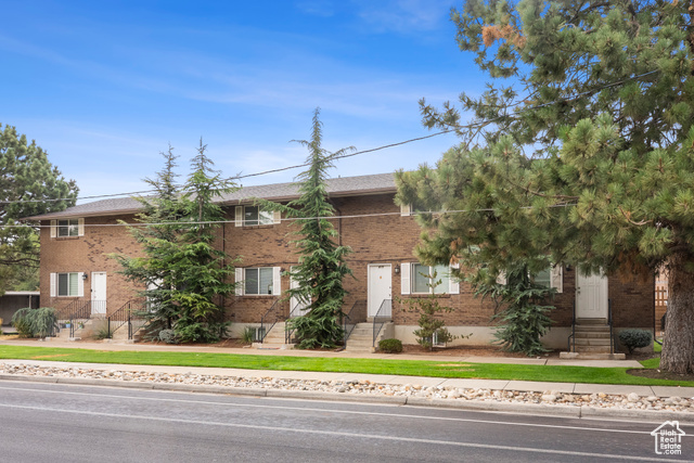 Photo 8 for MLS #2109772 at 869 E Vine St