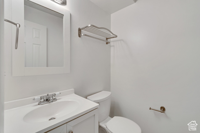 Photo 14 for MLS #2109772 at 869 E Vine St