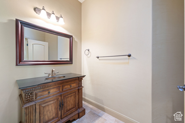 Photo 32 for MLS #2109807 at 1389 N Boston Rd