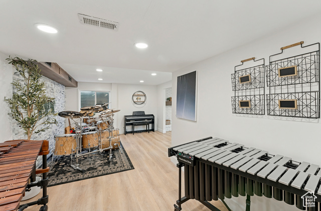 Photo 25 for MLS #2109824 at 6877 Pineview Cir