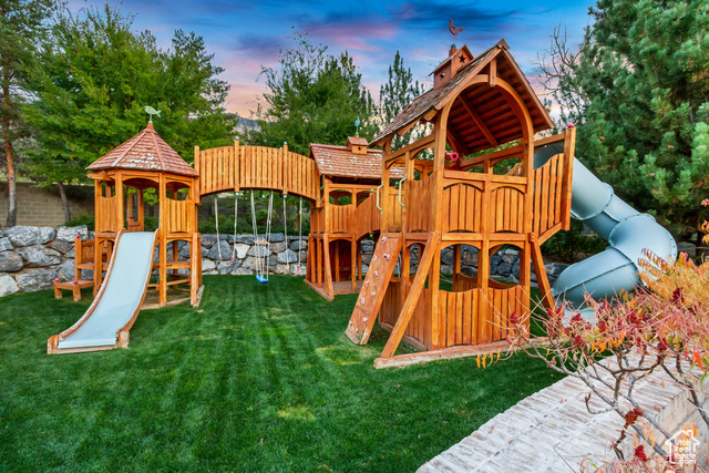 Photo 118 for MLS #2109830 at 13322 N Grove Dr
