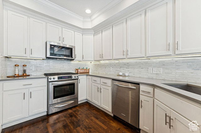 Photo 9 for MLS #2109832 at 464 N D St