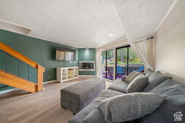 Photo 7 for MLS #2109834 at 5313 S Ben Davis Park