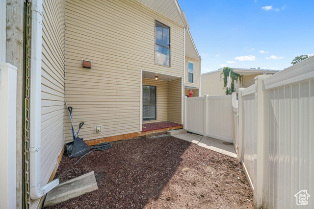 Photo 4 for MLS #2109834 at 5313 S Ben Davis Park