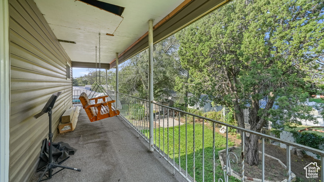Photo 25 for MLS #2109837 at 2065 Robins Ave