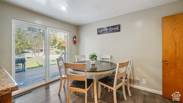 Photo 10 for MLS #2109837 at 2065 Robins Ave