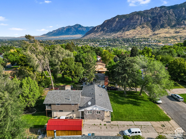 Photo 39 for MLS #2109837 at 2065 Robins Ave