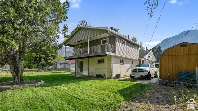 Photo 31 for MLS #2109837 at 2065 Robins Ave